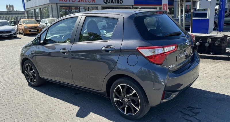 Toyota Yaris cena 58500 przebieg: 49336, rok produkcji 2019 z Suwałki małe 277